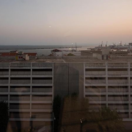 Sea & City Luxury Suite Thessaloniki Exterior photo