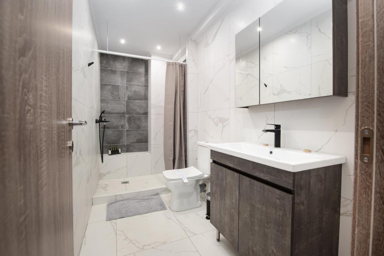 Sea & City Luxury Suite Thessaloniki Exterior photo