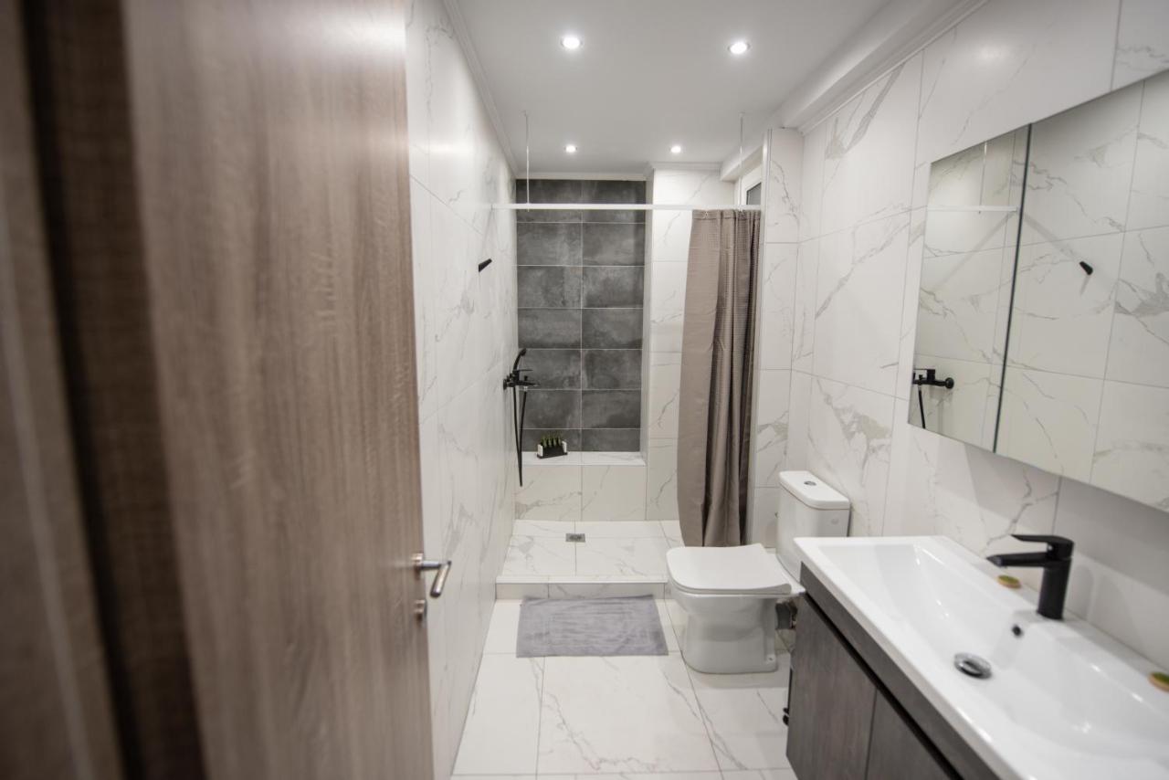 Sea & City Luxury Suite Thessaloniki Exterior photo